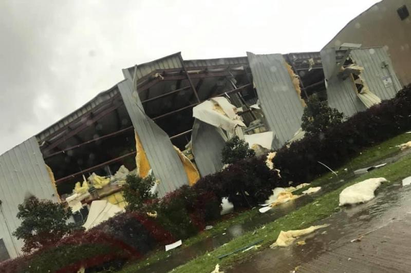Tornado strikes northern Louisiana as storm pummels southern United States