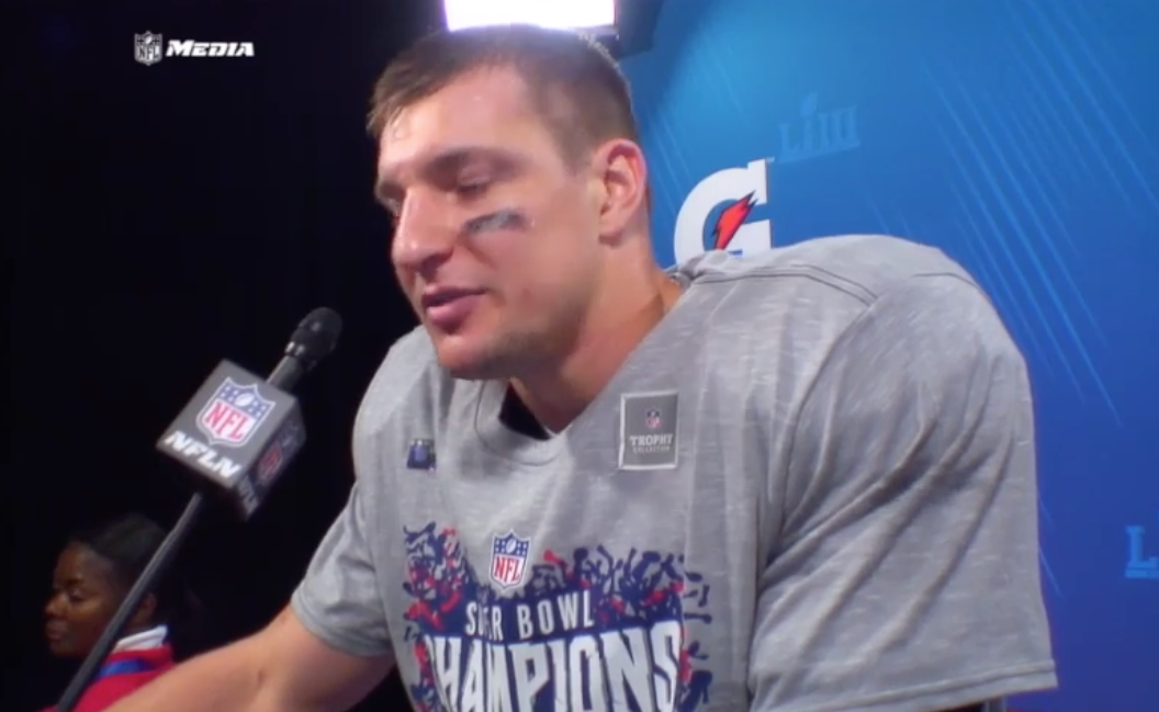 Patriots trade Gronkowski to Bucs